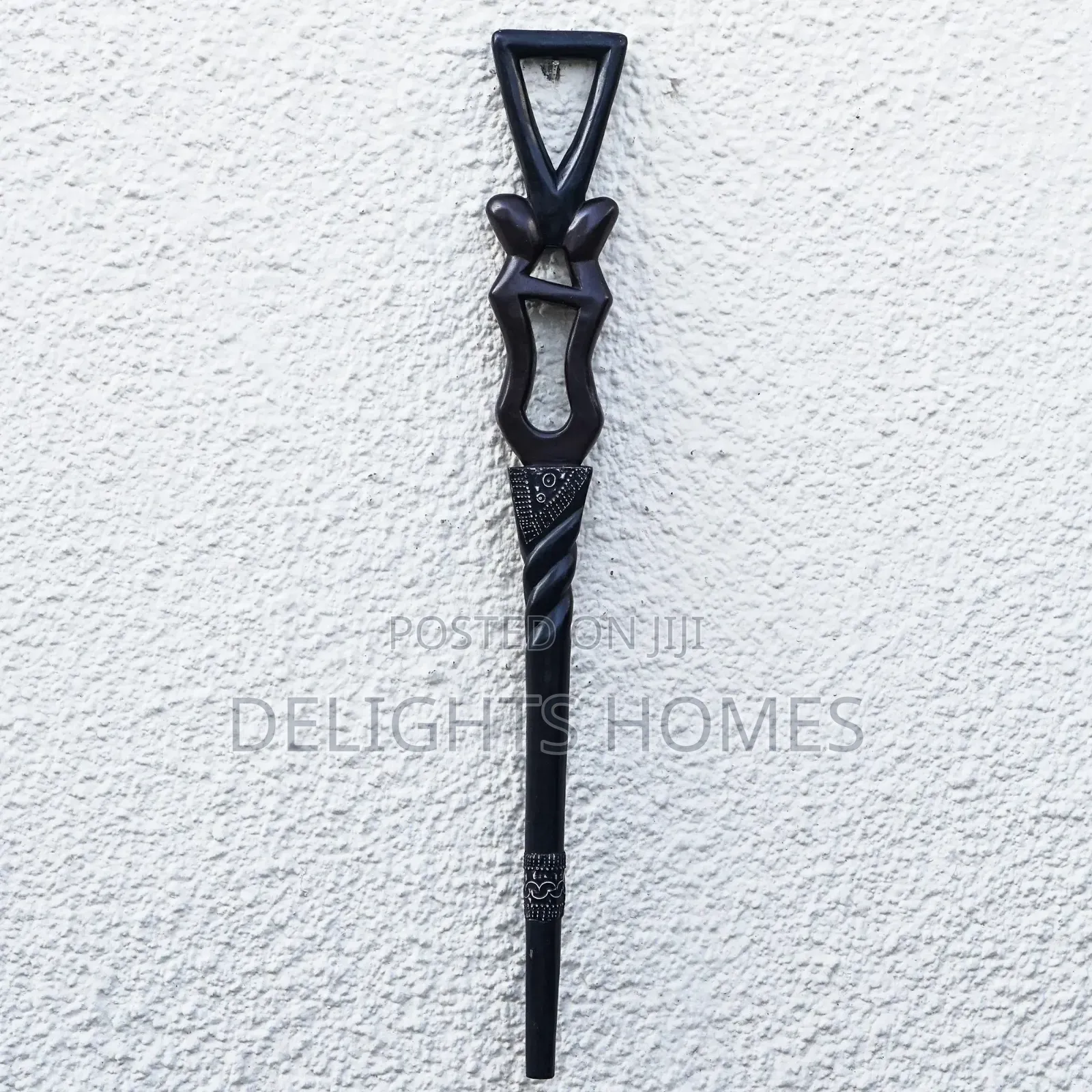 Elegant Hand-Carved African Walking Sticks_yu