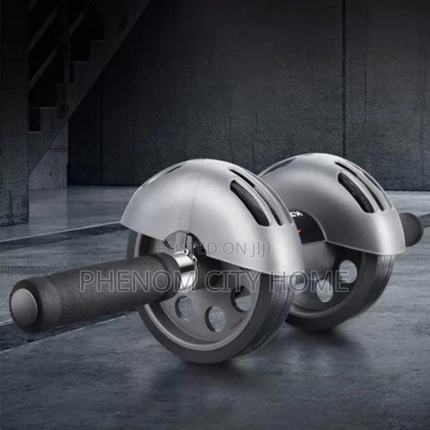 Auto Rebound Ab Roller Available
