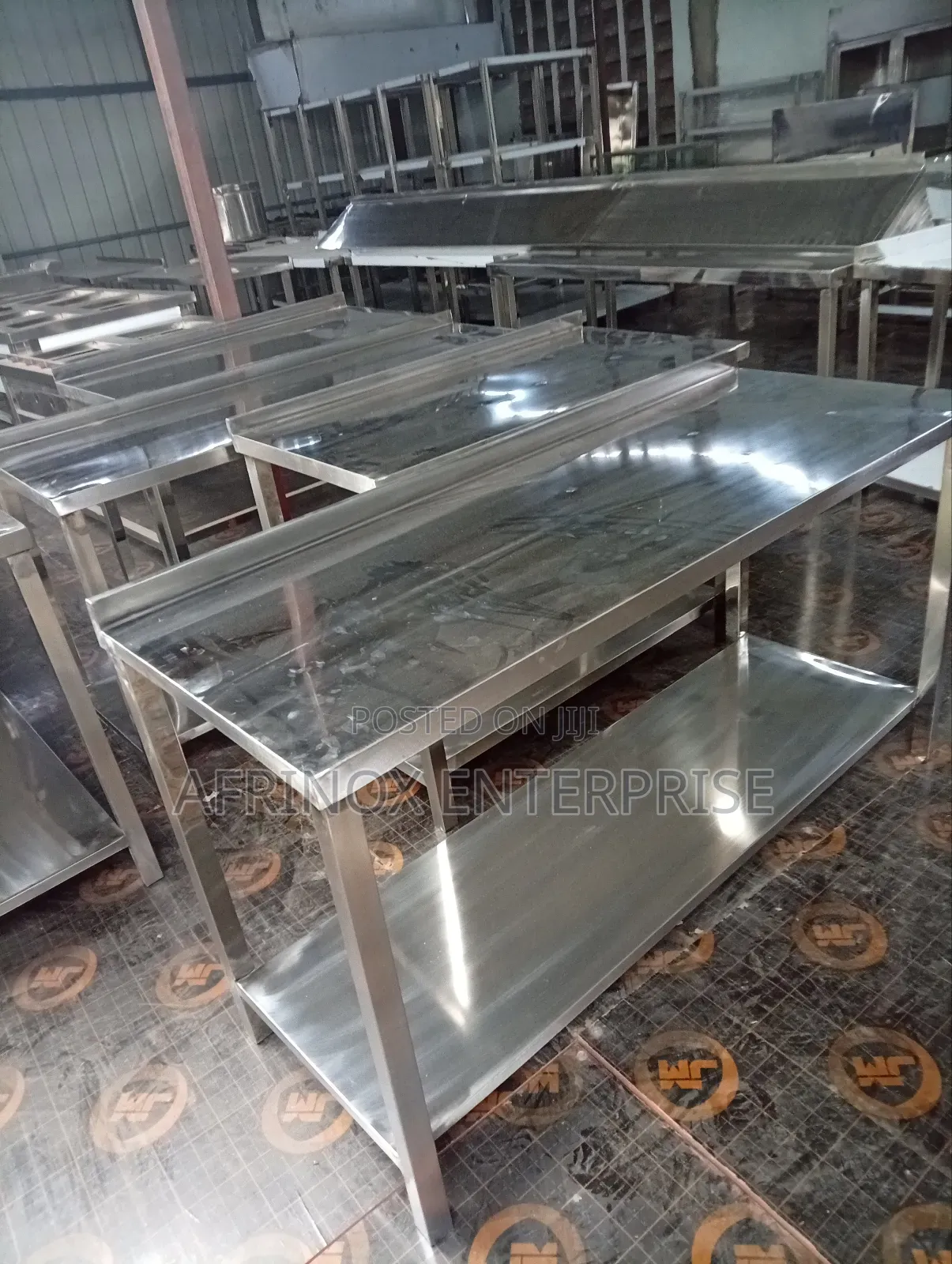 High-Quality Stainless Steel Working Tables for Restaurants