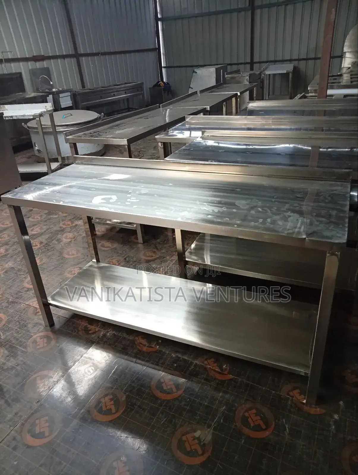 High-Quality Stainless Steel Working Tables for Restaurants