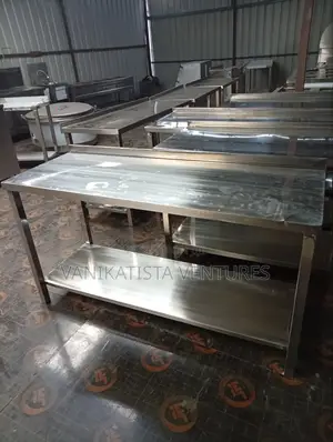 High-Quality Stainless Steel Working Tables for Restaurants