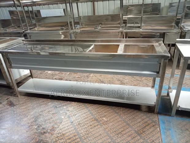 Double Bowl Sink, Six Feets in Length - thumbnail 3