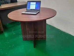Elegant Circular Meeting Table