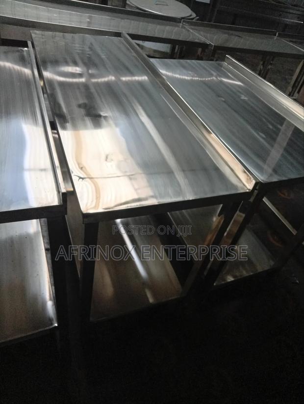 4feets, Strong Stainless Steel Working Table. - thumbnail 5