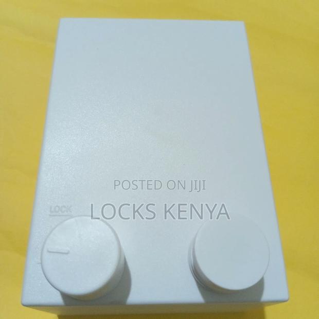 Anti-wear Retractable Clothers Line