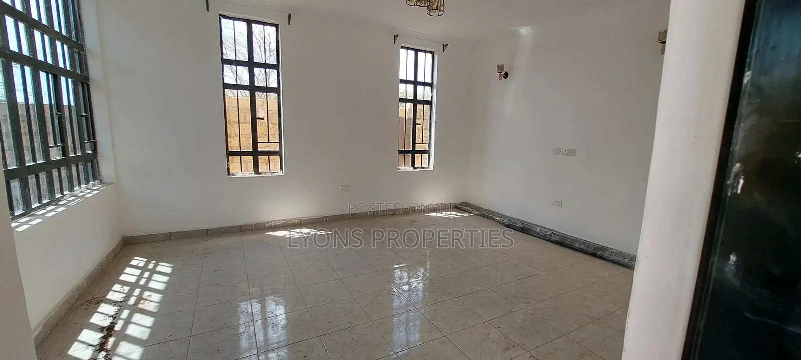 4bdrm Maisonette in Rimpa for sale