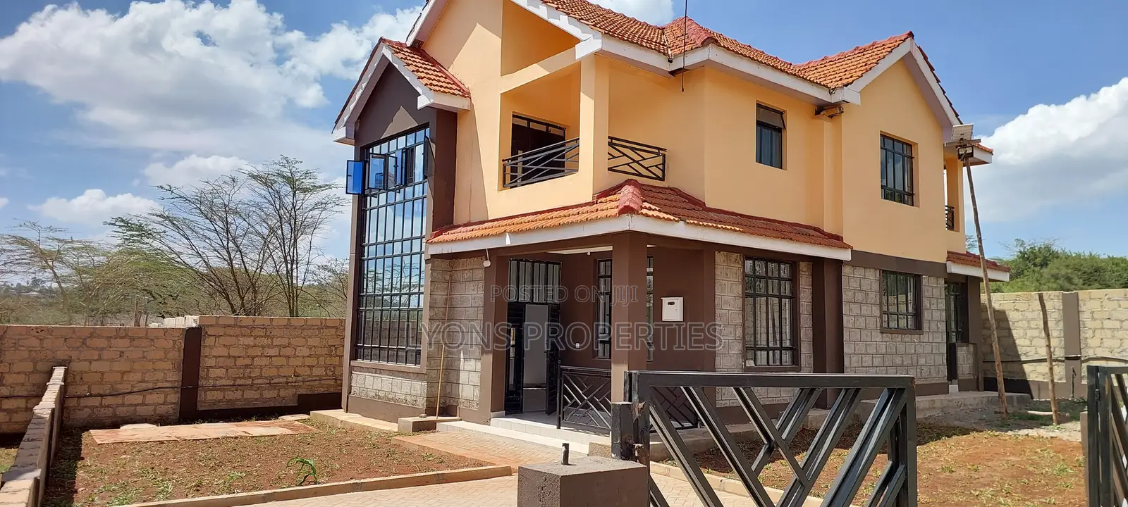 4bdrm Maisonette in Rimpa for sale