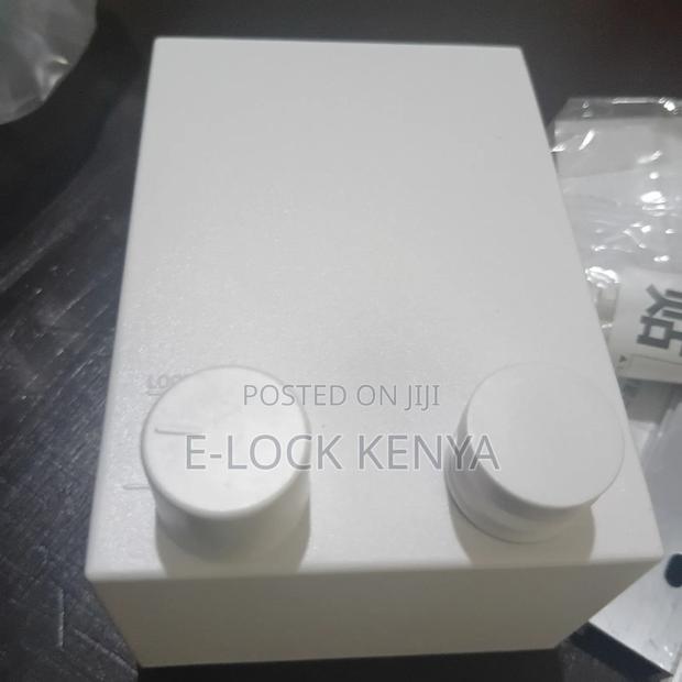 Indoor Retractable Clothes Drying Line
