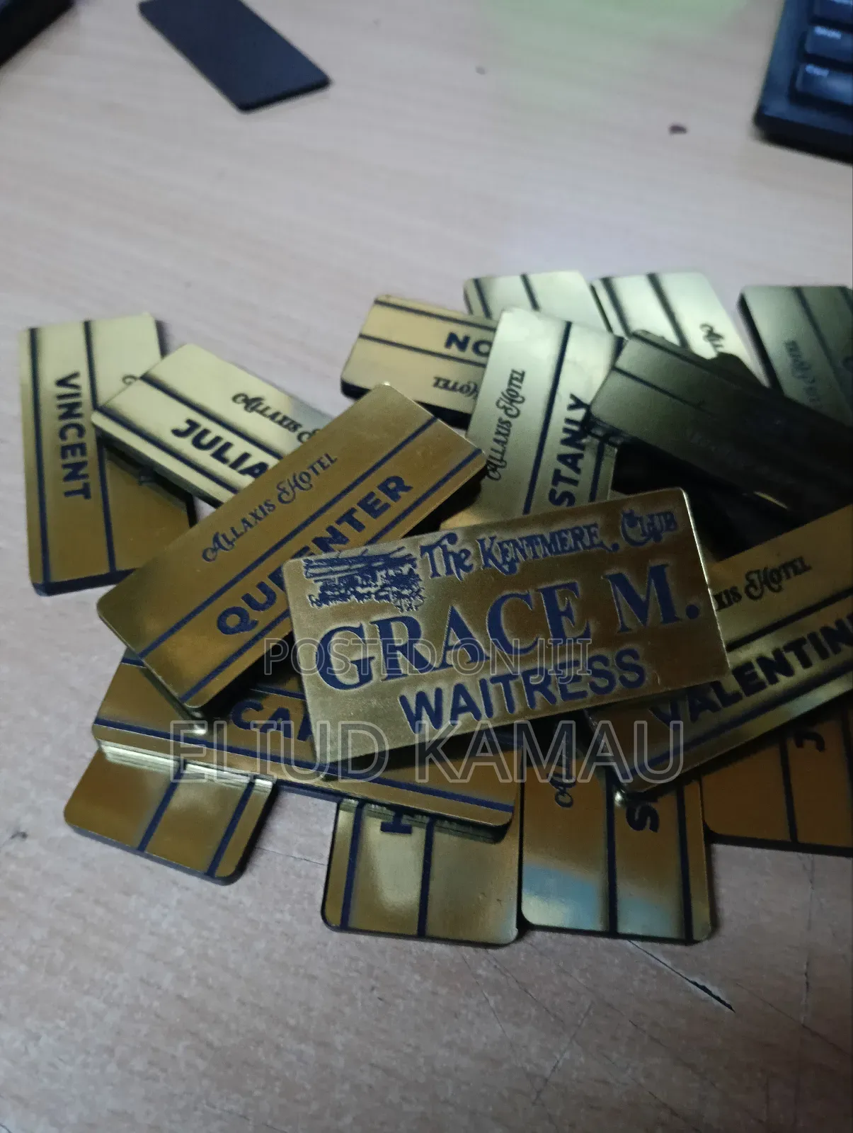 Name Tags/Budges