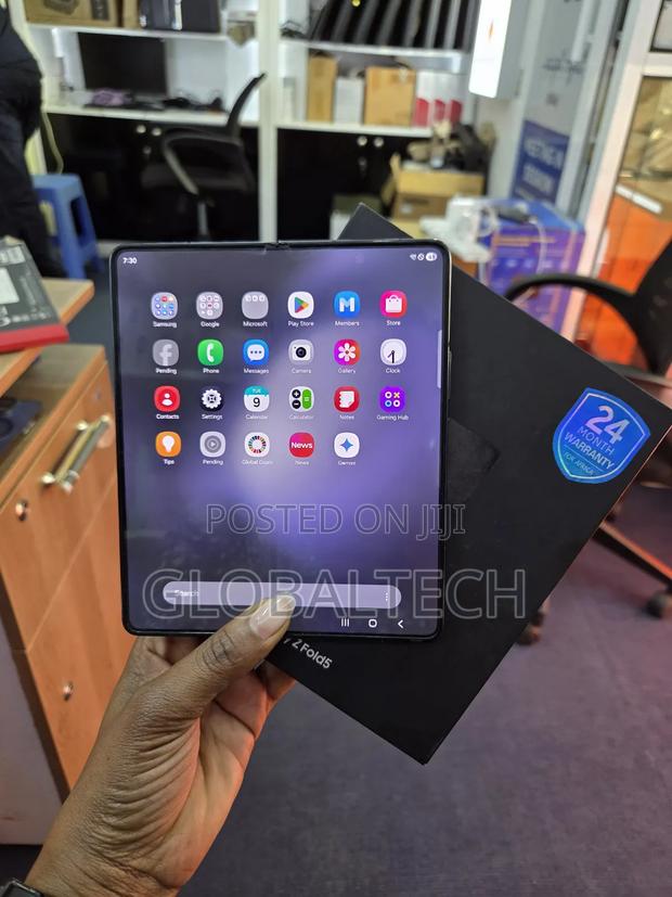 Samsung Galaxy Z Fold 5 512 GB Gray - thumbnail 3