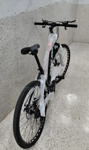 Size 26 Adult Bike/Racing Bike