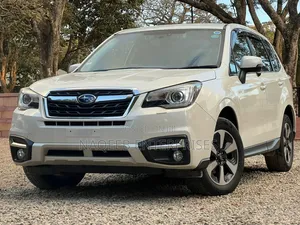 Subaru Forester 2018 White