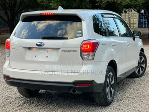 Subaru Forester 2018 White