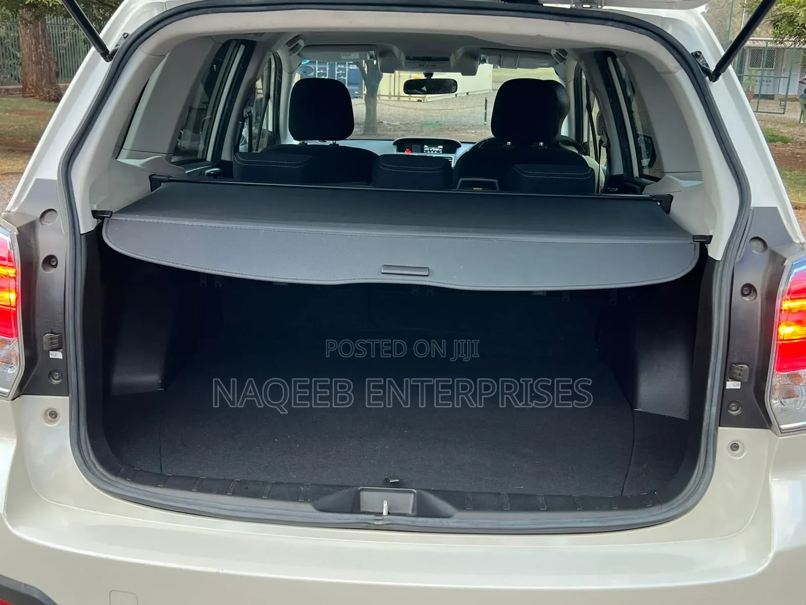 Subaru Forester 2018 White