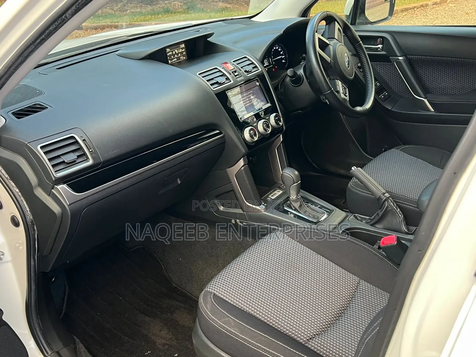 Subaru Forester 2018 White