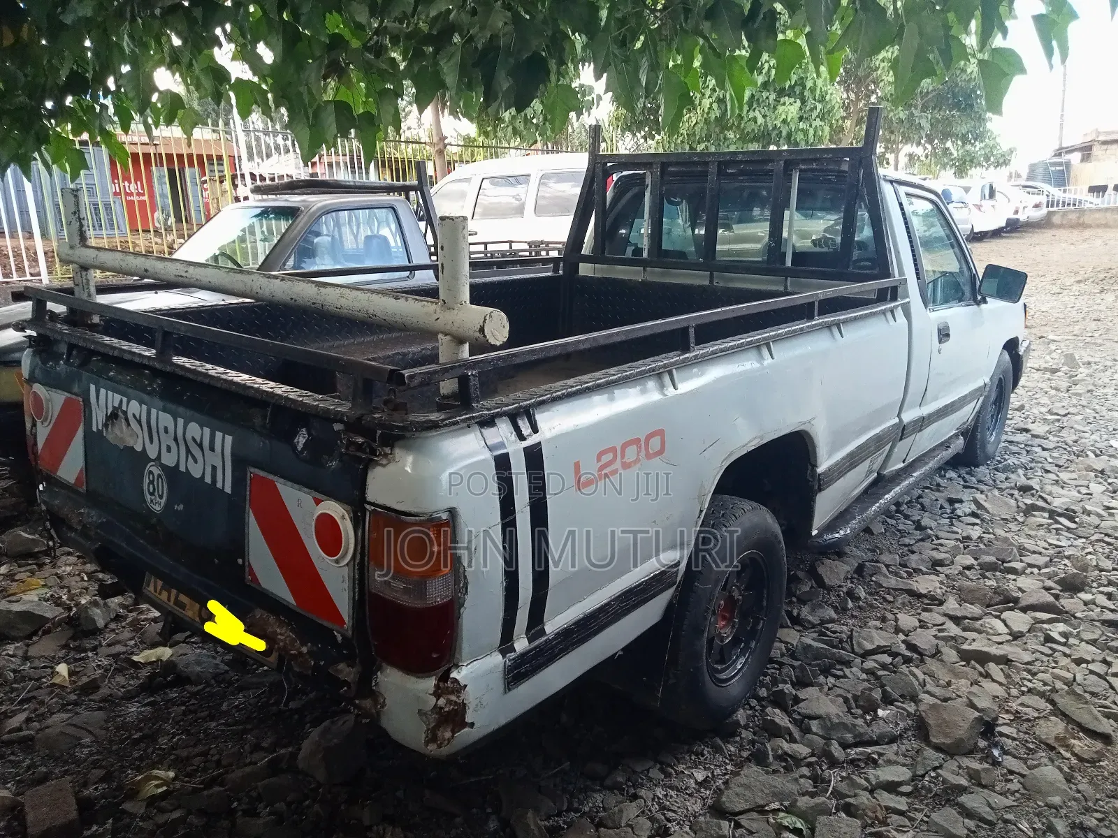 Mitsubishi L200 1997 White