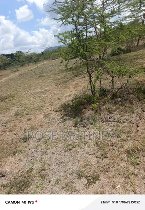 5acrers at Kenol / Kangundo Road