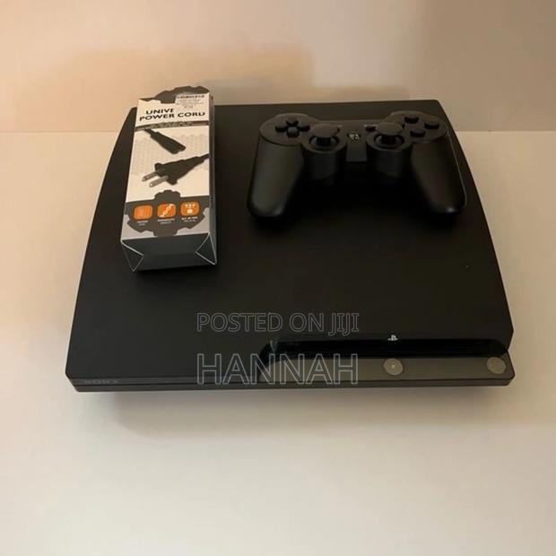 Playstation 3 - thumbnail 2