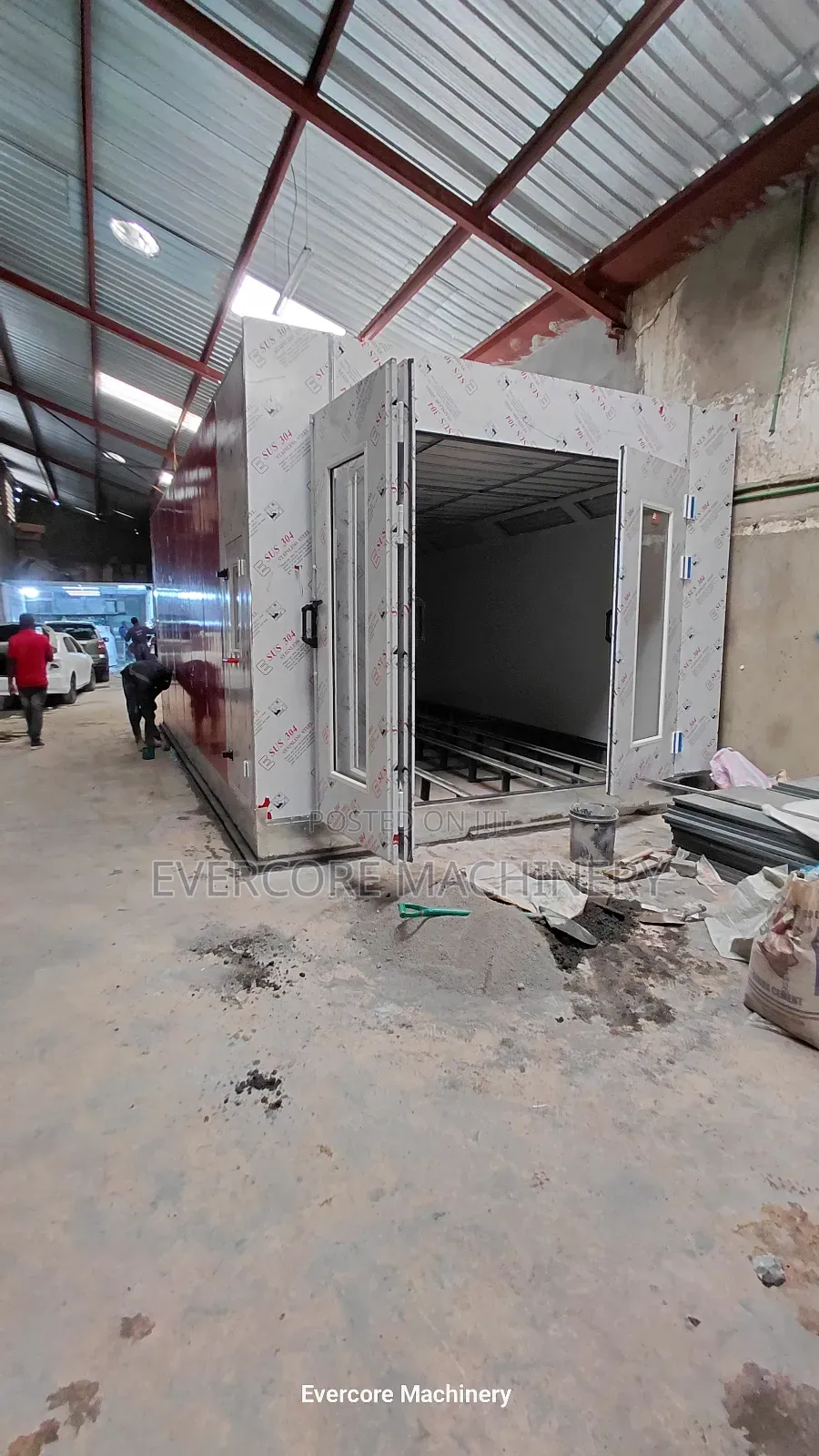 Heavy Duty Industrial Spray Boothe Machine With Free Installation.