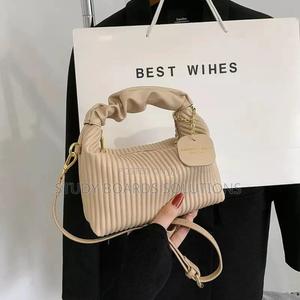 Ladies Shoulder Bags - thumbnail 2