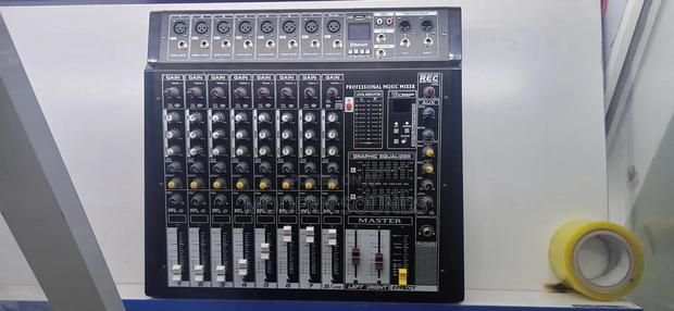 Yamaha 8 Channel Mixer - main view