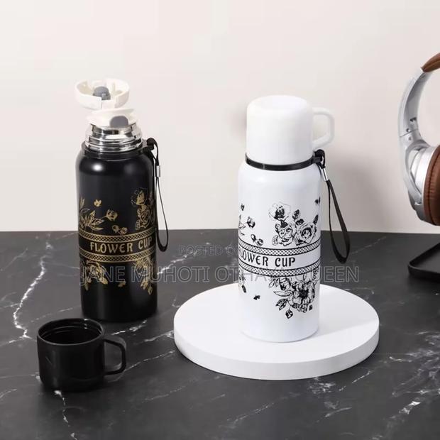 *600ml Capacity Black Flower Cup Vacuum Flask - thumbnail 2