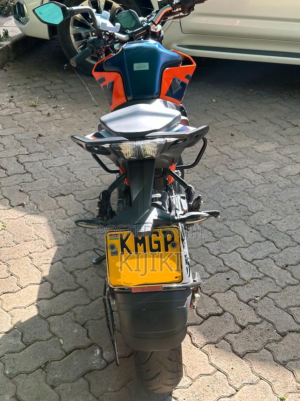 KTM 2024 Orange - main view