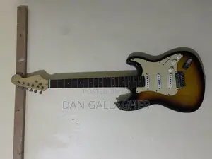 Sakura Guitar