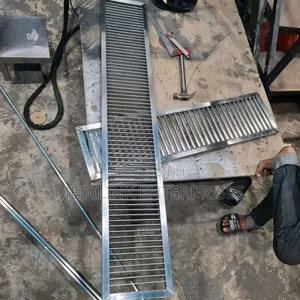 Customized 4 Metre Floor Trap Drainer