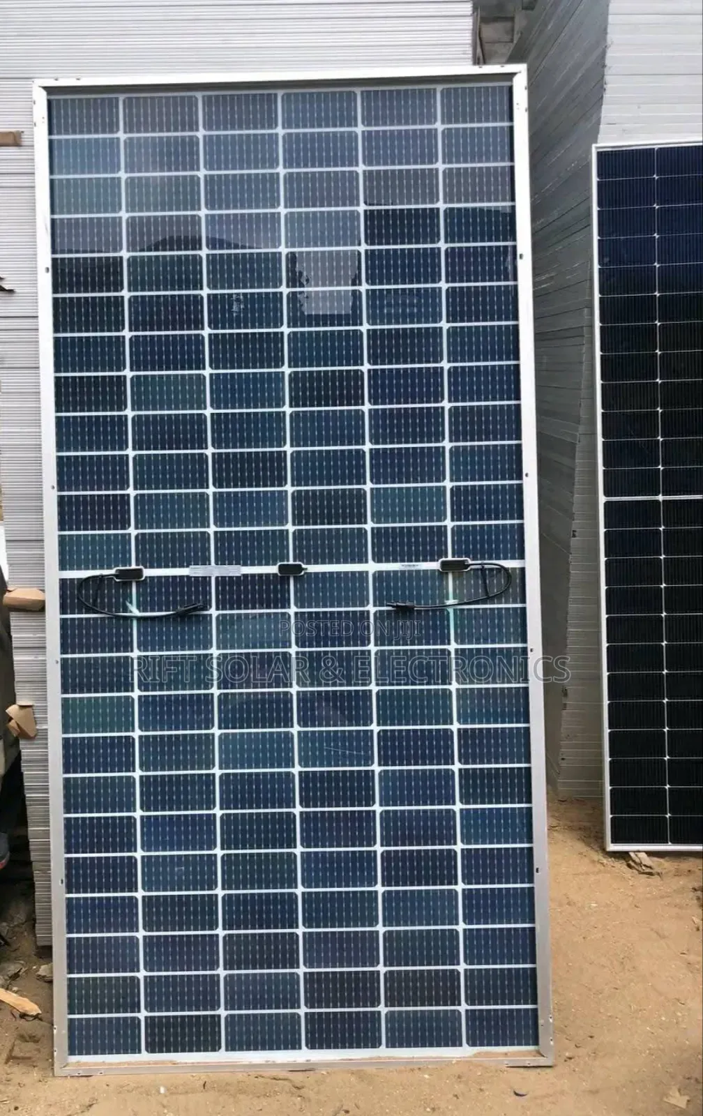 700 Watts New Technology Monocrystalline Bifacial Grade 1 Solar Panels