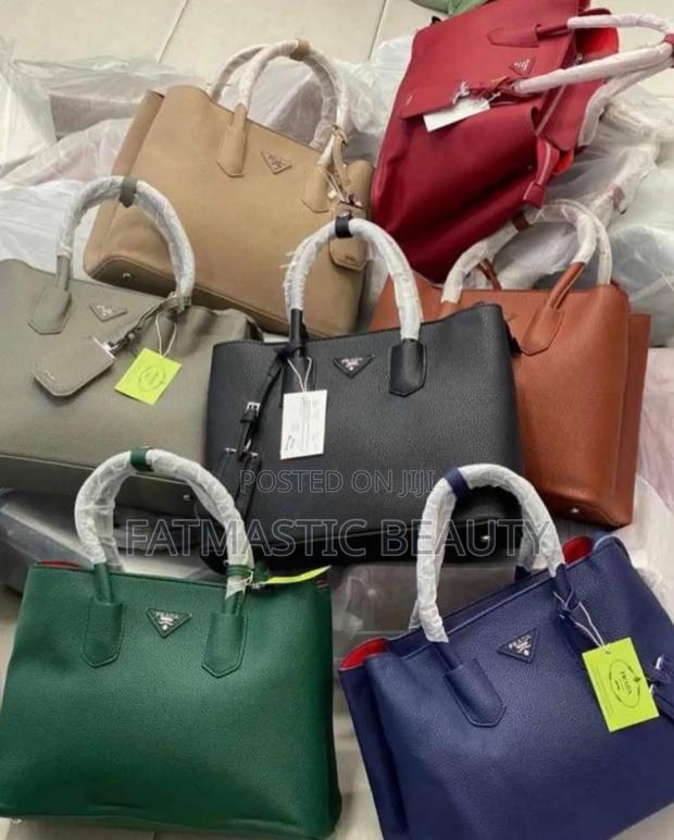 Quality Office Prada Handbags - thumbnail 3