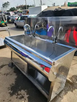 Stainless Steel Stand Alone Scrub Ssink