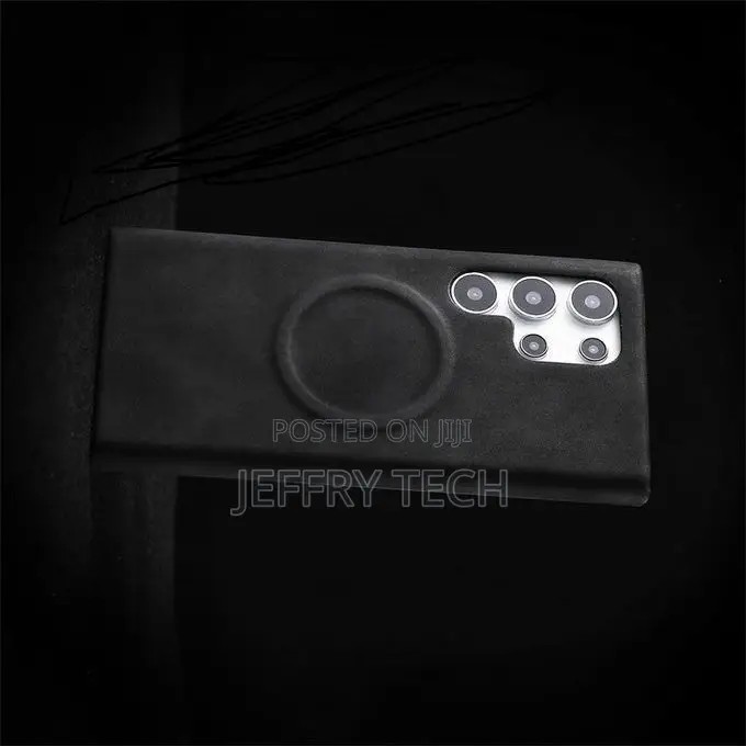 Samsung Case With Suede Leather Finish in Black for Galaxy S25 Ultra