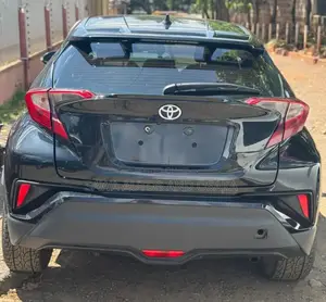 Toyota C-HR 2018 Matt Black
