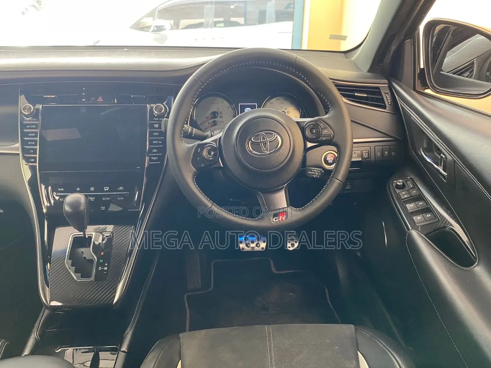Toyota Harrier 2018 Black
