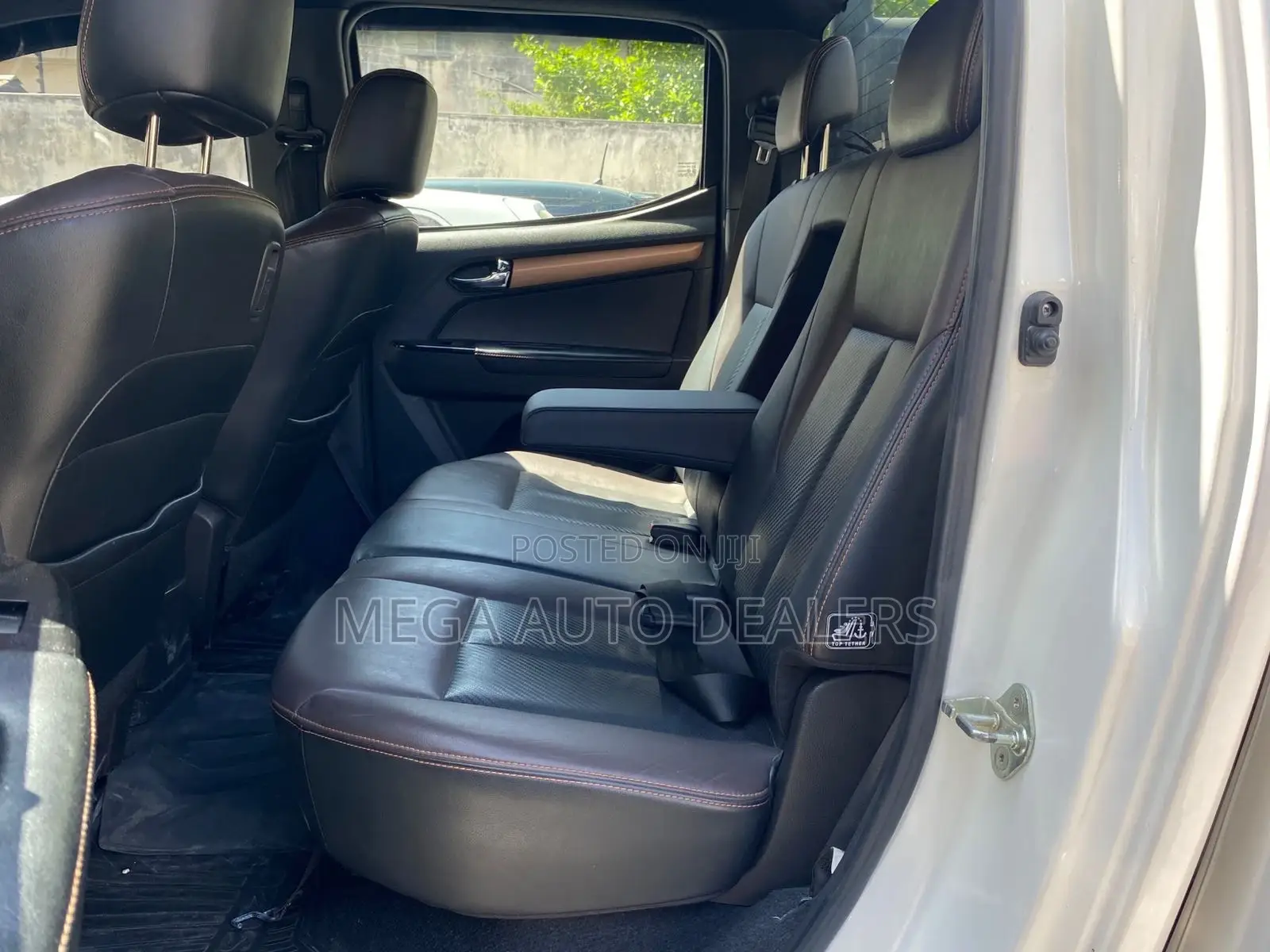 Isuzu D-MAX 2018 White