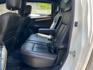 Isuzu D-MAX 2018 White