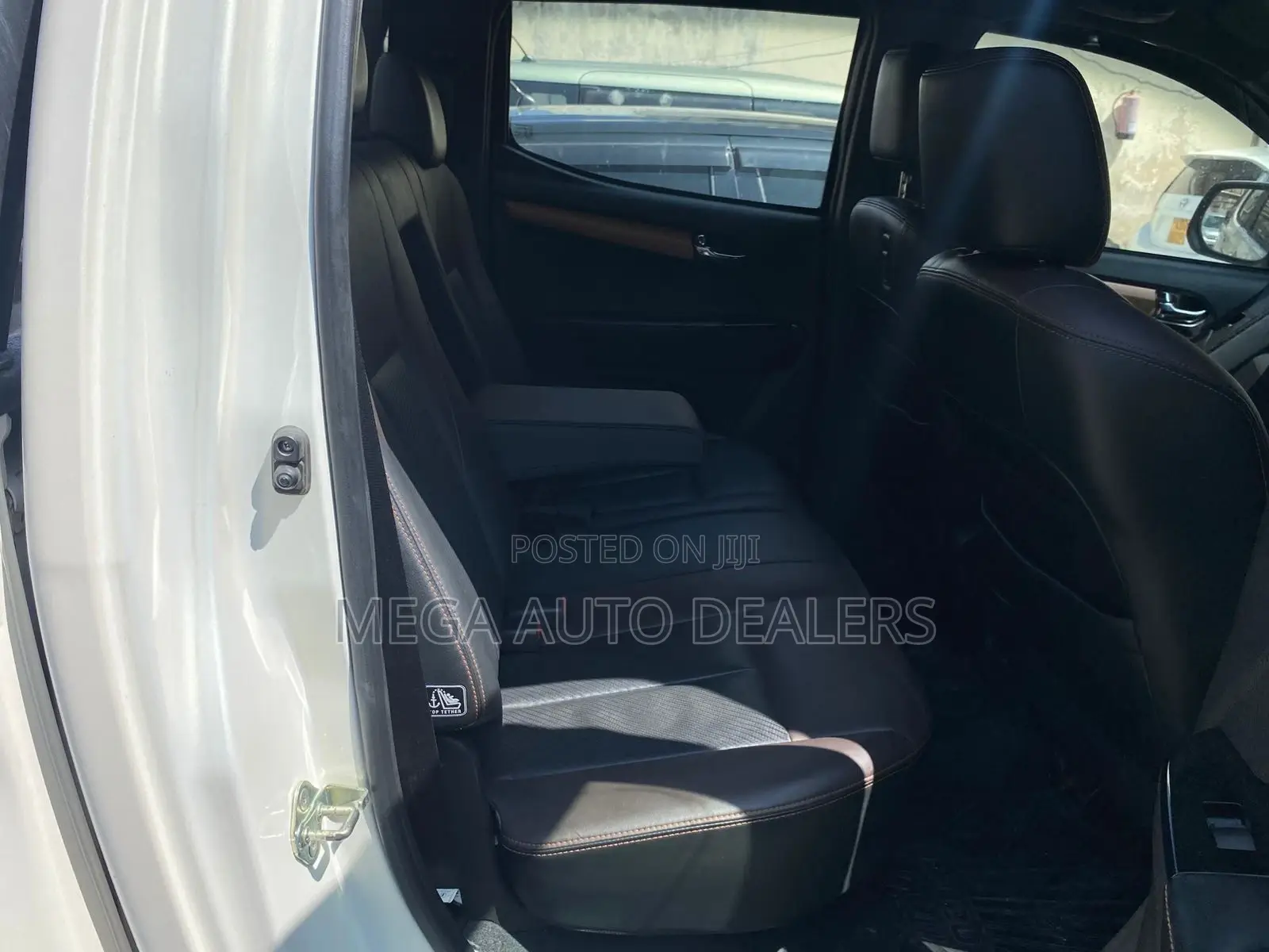 Isuzu D-MAX 2018 White