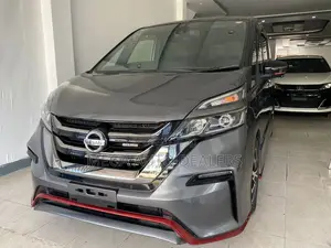 Nissan Serena 2018 Gray
