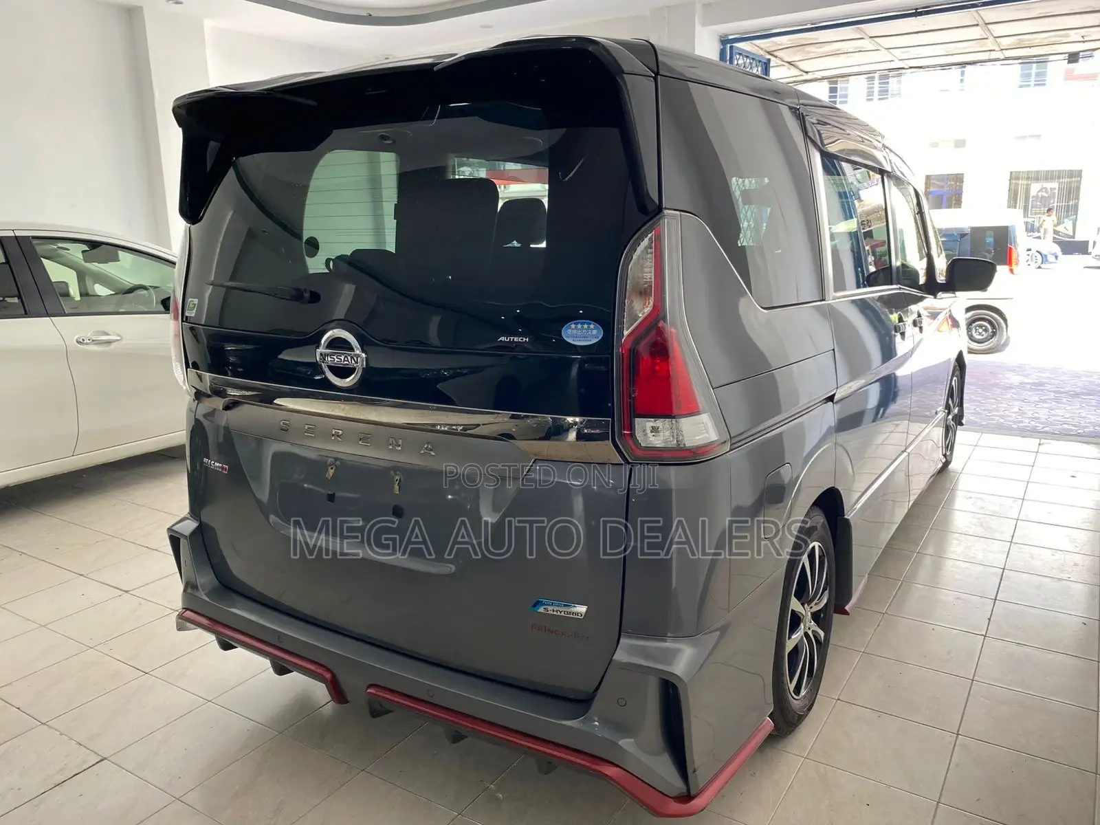 Nissan Serena 2018 Gray