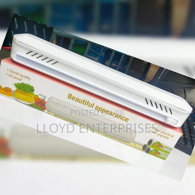 Food Wrap Plastic Cutter