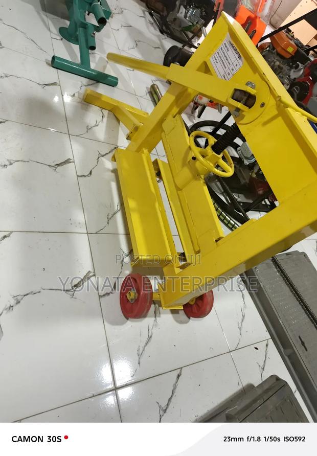 Cabro Cutter Suppliers Kenya ( Block Splitter) - main view