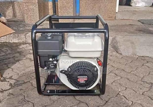 Honda Concrete Poker Vibrator