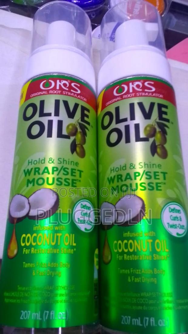 Olive Oil Hold Shine Wrap/Set Mousse. - main view