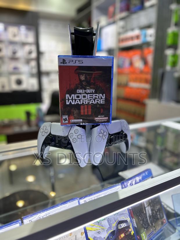 Playstation 5 Slim + Modern Warfare 3 Bundle - main view