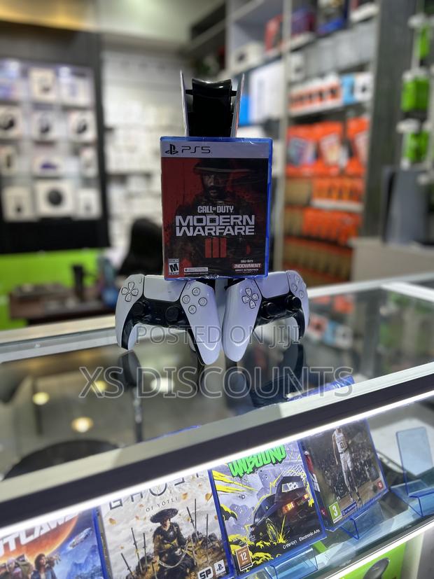 Playstation 5 Slim + Modern Warfare 3 Bundle - thumbnail 2