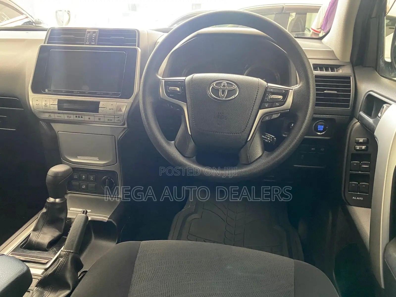 Toyota Land Cruiser Prado 2018 White