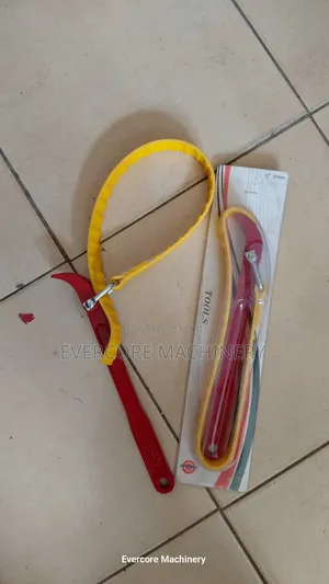 Heavy-Duty Strap Wrench Tool Oil Filter Opener