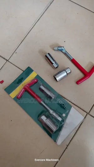 High Quality Spark Plug Tool/Opener Set.
