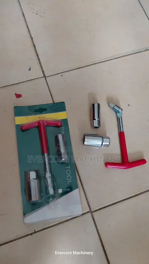 High Quality Spark Plug Tool/Opener Set.